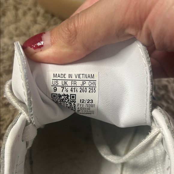 adidas Sambae White and Green Sneakers - Picture 2 of 9